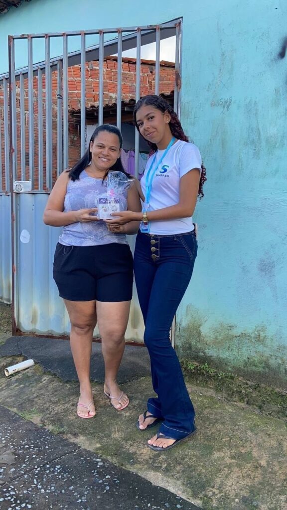 Sambaex realiza ação beneficente no Dia das Mães e leva carinho e apoio às comunidades em Info Sambaex realiza ação beneficente no Dia das Mães e leva carinho e apoio às comunidades